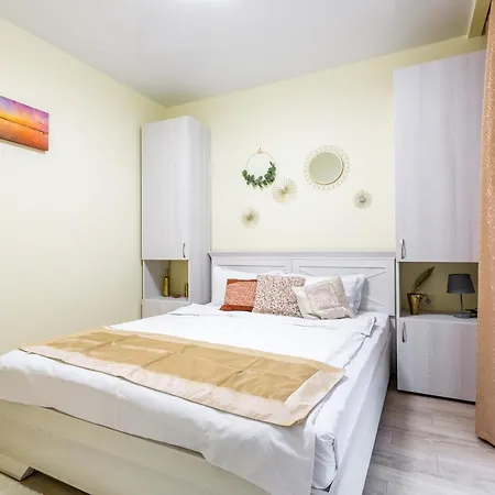 Vip Avalon Apartman Lviv