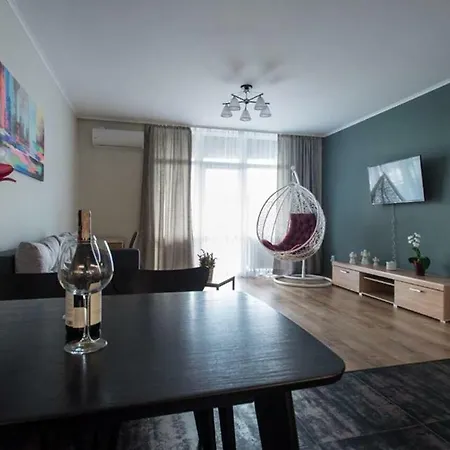 Apartment Vip Avalon